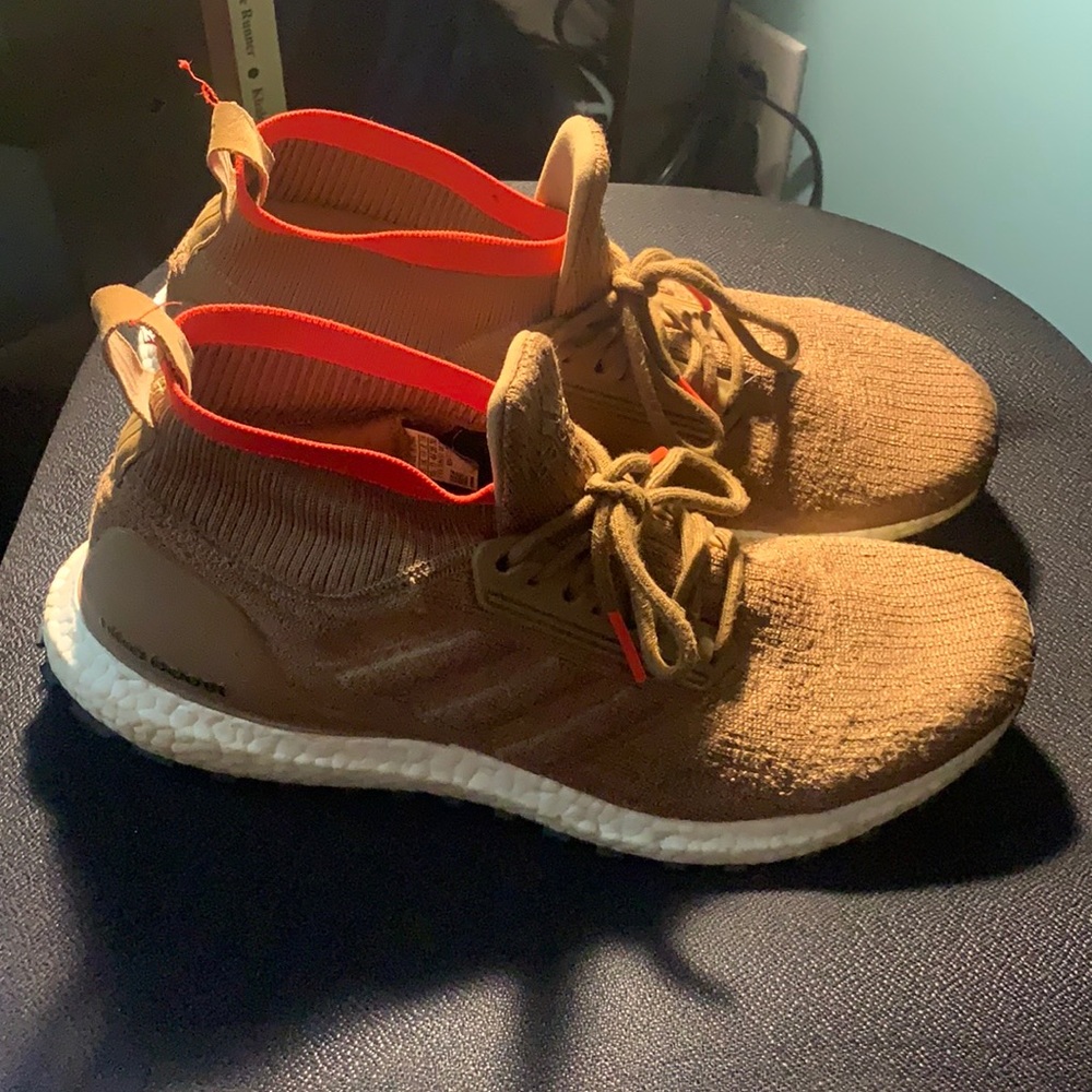 Ultraboost ATR Mid Size 11.5